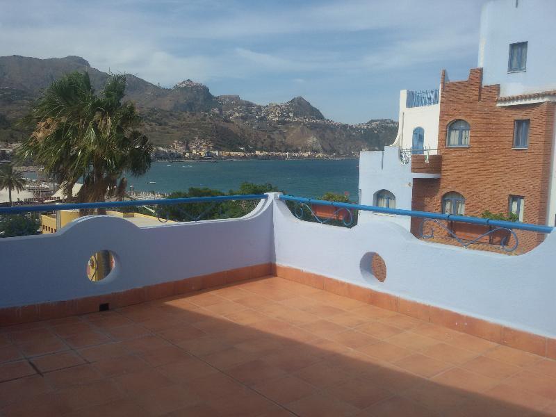 Villa Athena Giardini Naxos Esterno foto